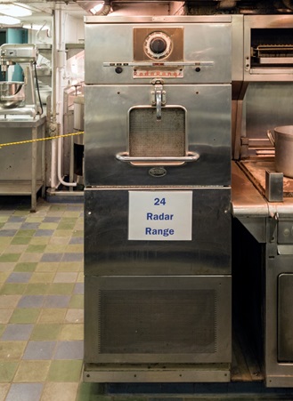 Peso a microonde: quanto pesa e cosa influenza il peso della stufa