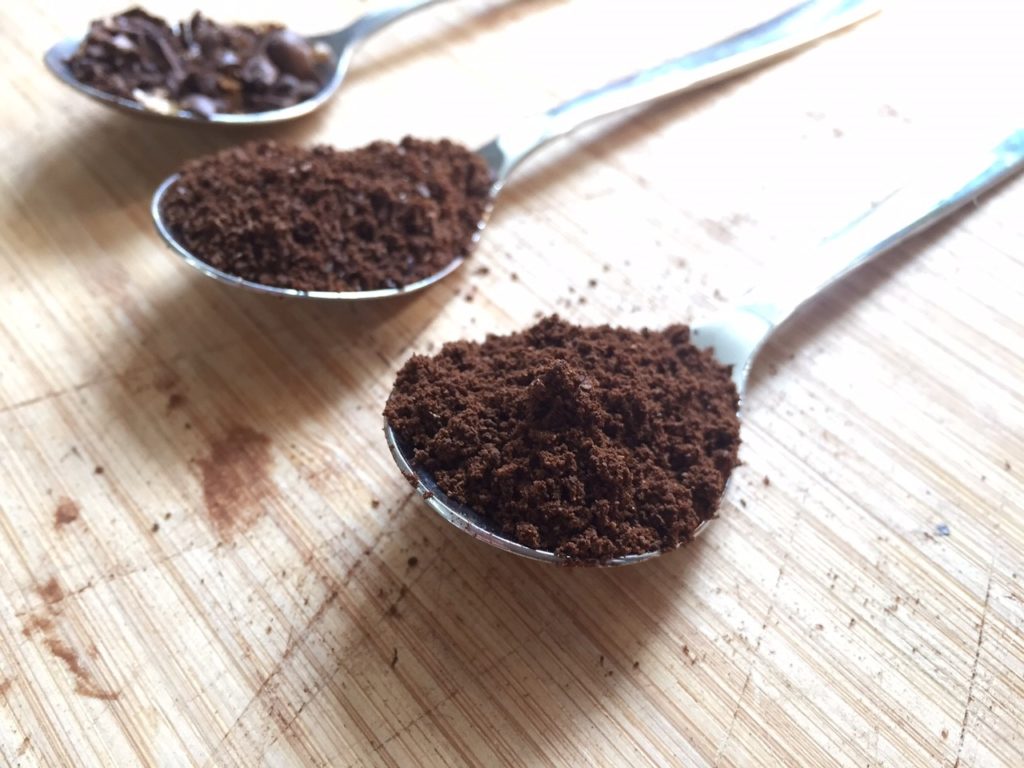 Come scegliere un macinacaffè elettrico per la casa: caratteristiche di diversi tipi e manuale di istruzioni