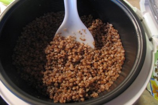 La ciotola del multicucina brucia: cosa fare: raccomandazioni comprovate