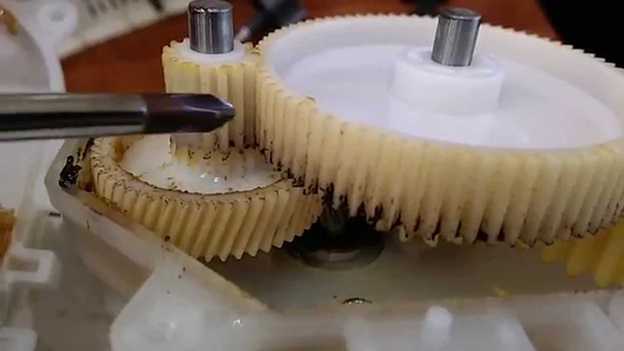 Il tritacarne si è rotto - cosa fare: riparazione del tritacarne elettrico fai-da-te