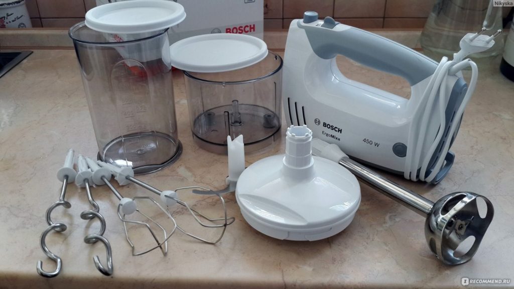 Miscelatori con una ciotola: una panoramica dei migliori modelli del 2018: brevi specifiche e prezzi correnti