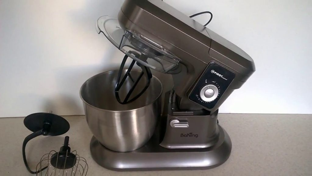 Miscelatori con una ciotola: una panoramica dei migliori modelli del 2018: brevi specifiche e prezzi correnti