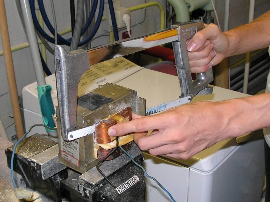 Mikrodalgadan kendin yap kaynakçı: temas veya nokta kaynağı - adım adım talimatlar