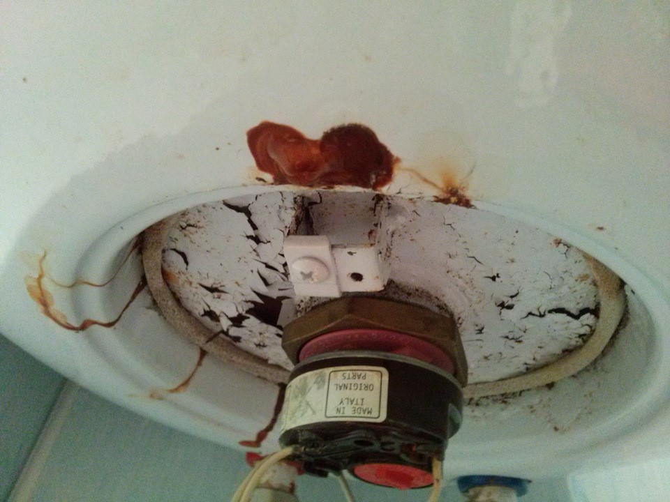 Perché scorre la caldaia e come ripararla