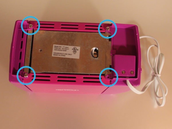 Malfunzionamenti popolari del tostapane e come risolverli: cosa fare se il tostapane non si accende e con altri guasti