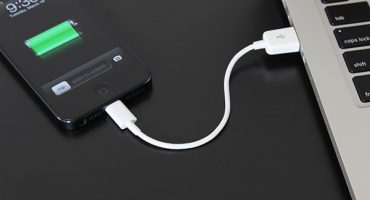 Come connettere e sincronizzare il telefono con un computer?