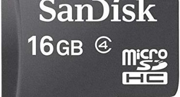 Come scegliere una scheda di memoria per una fotocamera Canon e Nikon