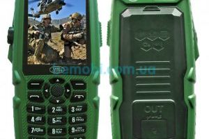 Secure smartphones for active and emotional users