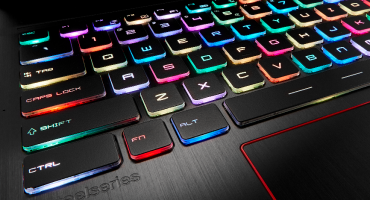 Attiva o disattiva la retroilluminazione della tastiera su un laptop