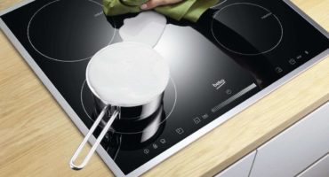 Piastra in vetroceramica: vantaggi e svantaggi e caratteristiche del dispositivo