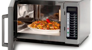 Perché il microonde si spegne dopo alcuni secondi