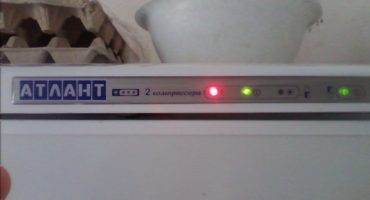 Perché le lampadine su diversi modelli di frigoriferi sono accese