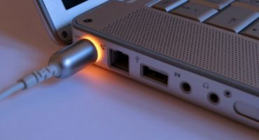 Come calibrare la batteria di un laptop usando l'esempio di Asus, HP, Acer, Samsung, ecc.